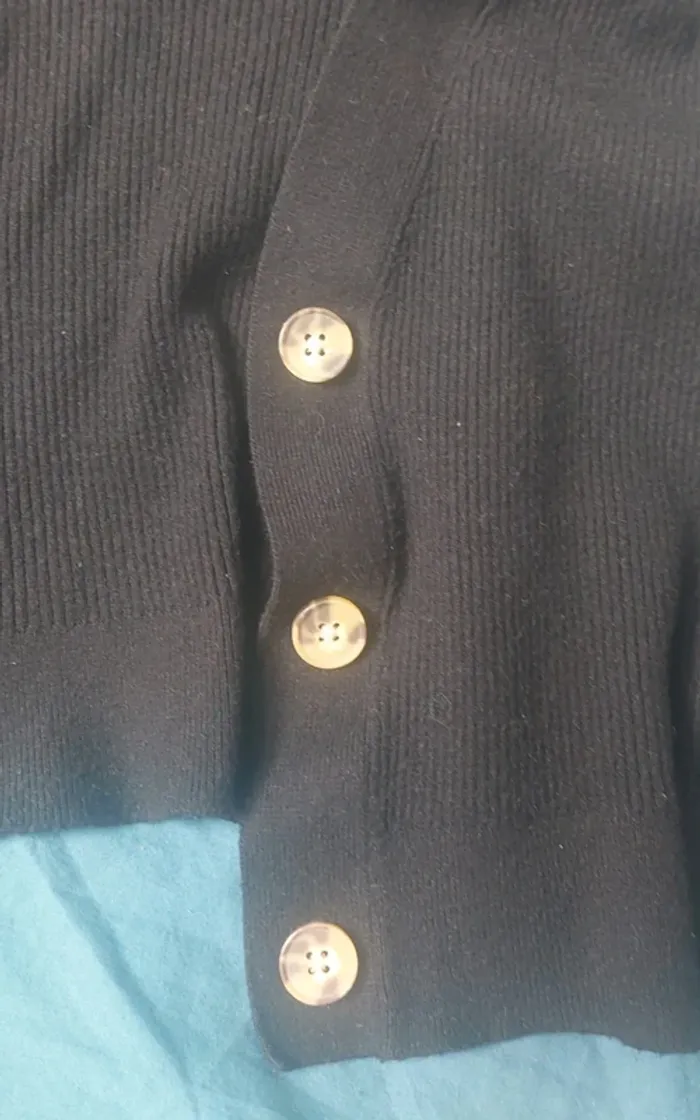 Lot de 2 gilets taille 12 ans - photo numéro 3