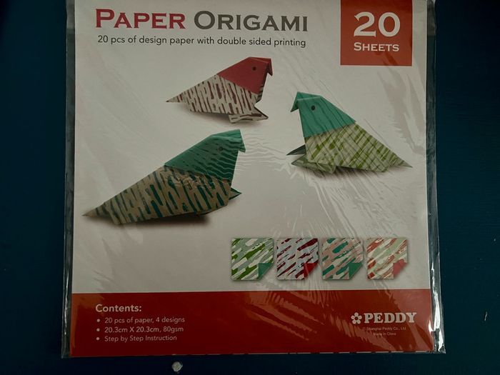 Livre et feuilles d’origami - photo numéro 6