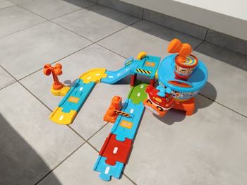 Mon aéroport interactif tut tut bolides