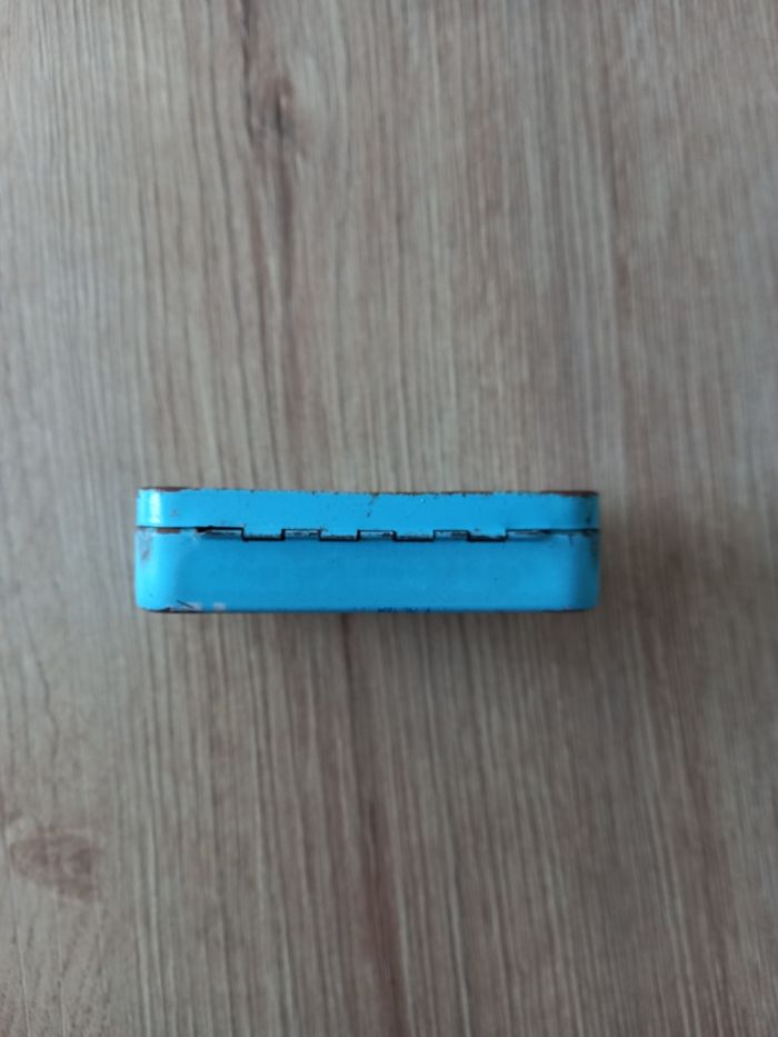 Boite ancienne en métal. - photo numéro 5