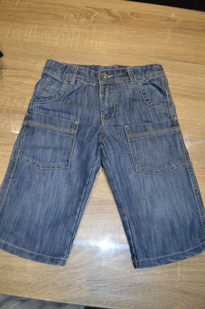 Bermuda jean Okaidi 8 ans Taille réglable