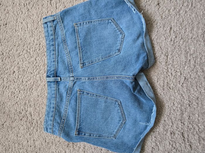 Short en jean H&M - photo numéro 2