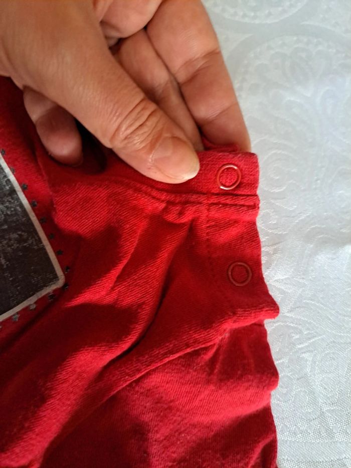 Tee-shirt rouge mickey 18mois disney - photo numéro 5