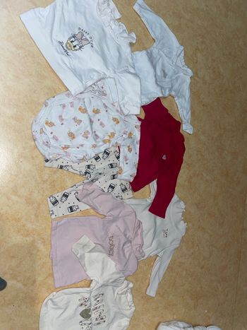 Lots vêtements 1 mois