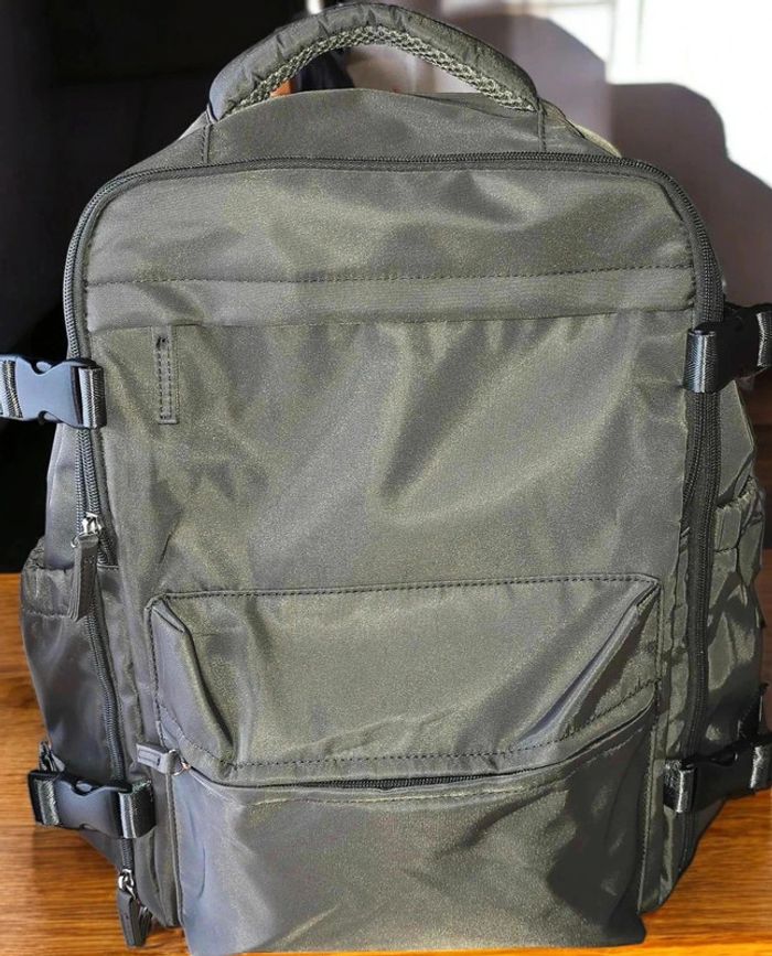 Sac à dos cabine compression 40×25×20 NEUF Compatible Ryanair/EasyJet - Bagage à main sous vide KAKI