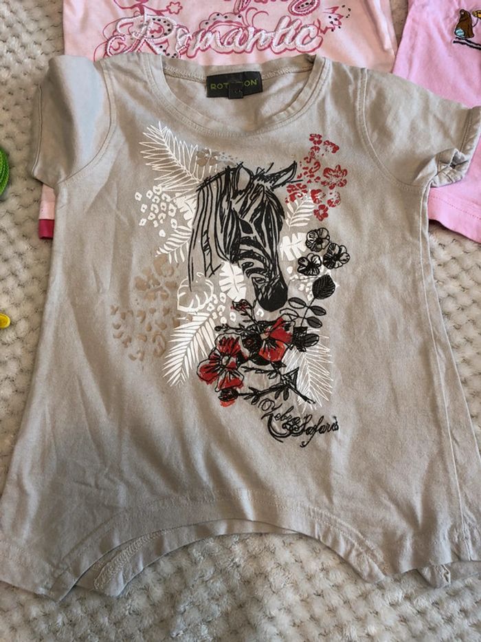 Lot 3 hauts teeshirt et gilet boléro 24 mois 2 ans - photo numéro 7