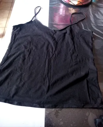 Débardeur noir femme