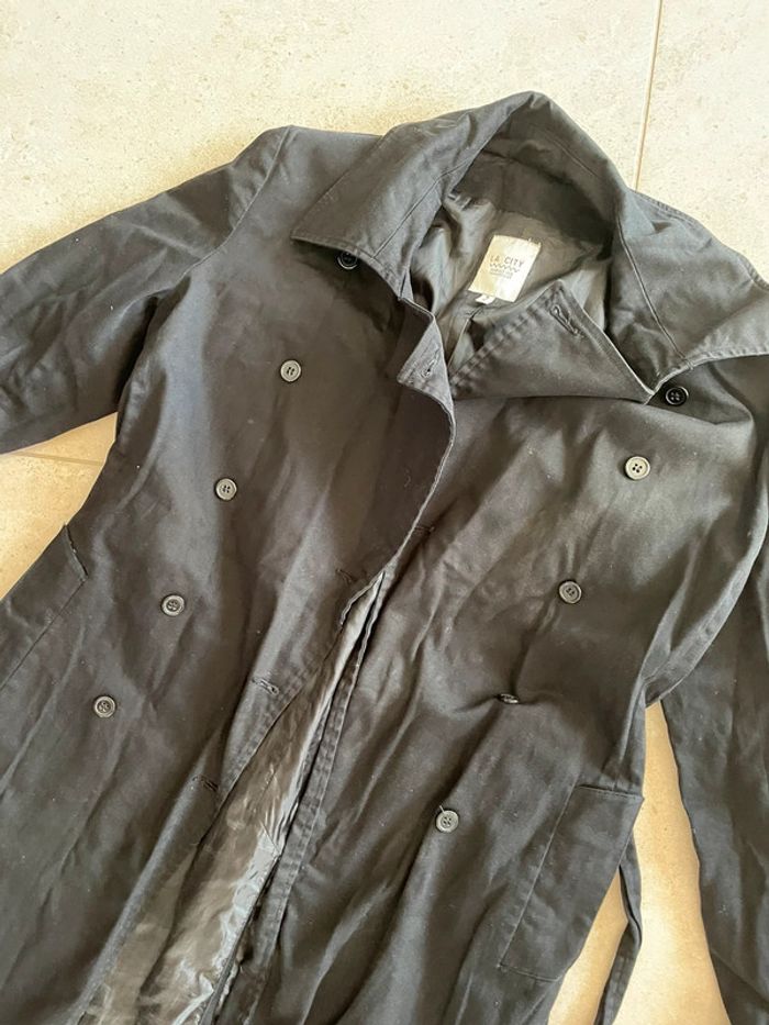 Veste noire / trench - photo numéro 3