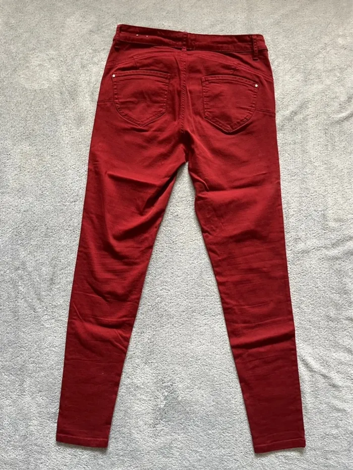 Pantalon rouge, taille 38 - photo numéro 3