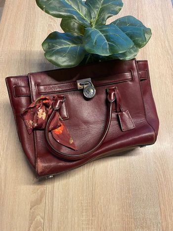 Sac à main Michael Kors modèle Hamilton merlot