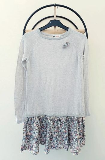 8-10 ans robe h&m ( taille plutôt 10 ans)