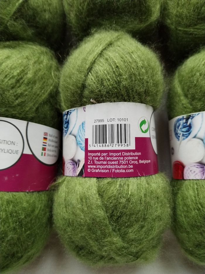 Lot de 6 Pelotes de Laine - Vert Prairie - Aspect Mohair
- photo numéro 3