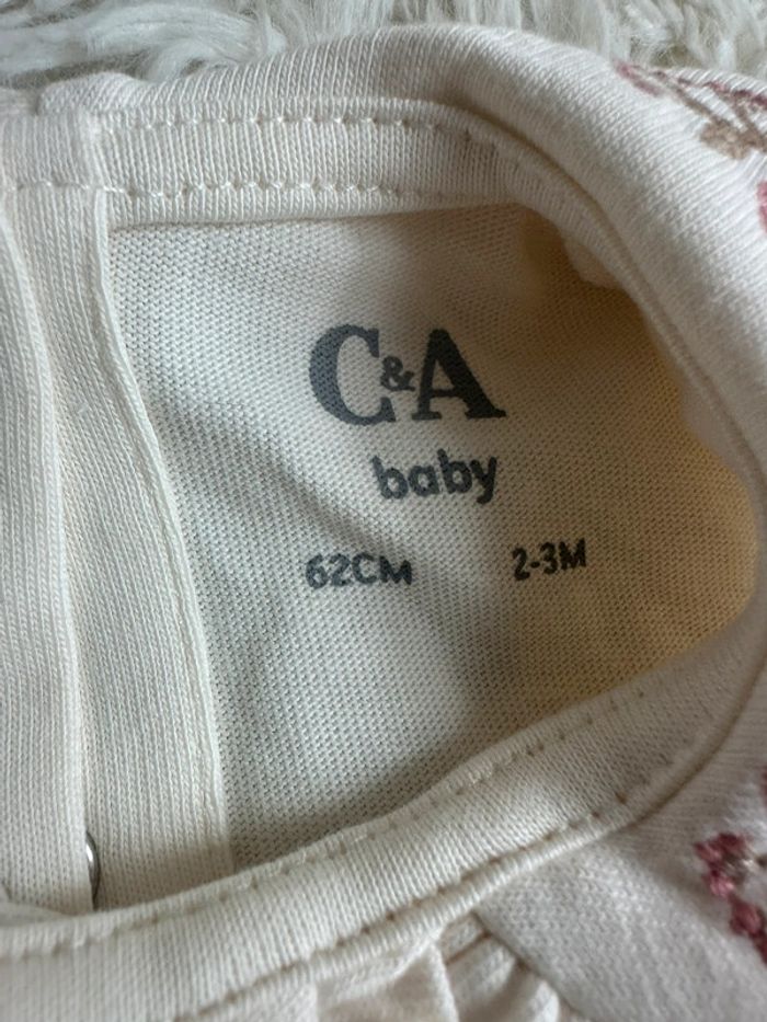 Blouse C&A taille 2 mois - photo numéro 3