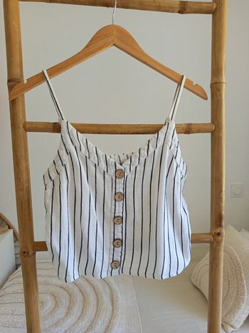 Petit haut rayé effet lin & boutons bois