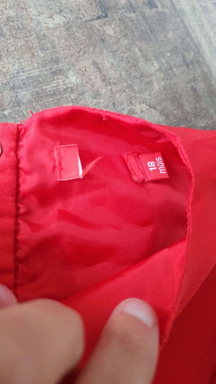 Robe tissaia 18 mois en très bon état - photo numéro 3