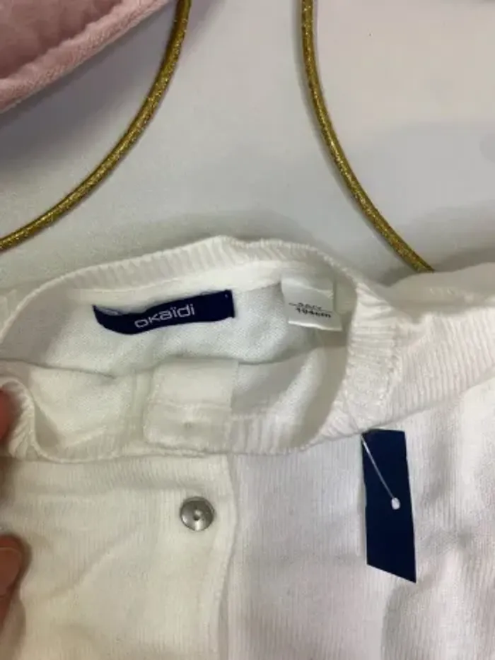 Gilet fille - blanc - neuf - Okaïdi - Taille 4 ans - photo numéro 3