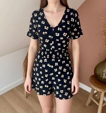 🍃 Combi-short noire à fleurs – Bershka – Taille S – Très bon état