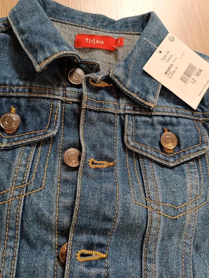 Veste en jean neuve 4 ans - photo numéro 4