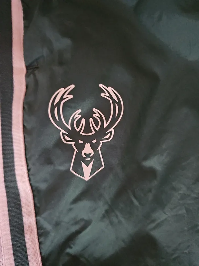 🔥Ensemble survêtement Milwaukee Bucks T.L enfant🦌