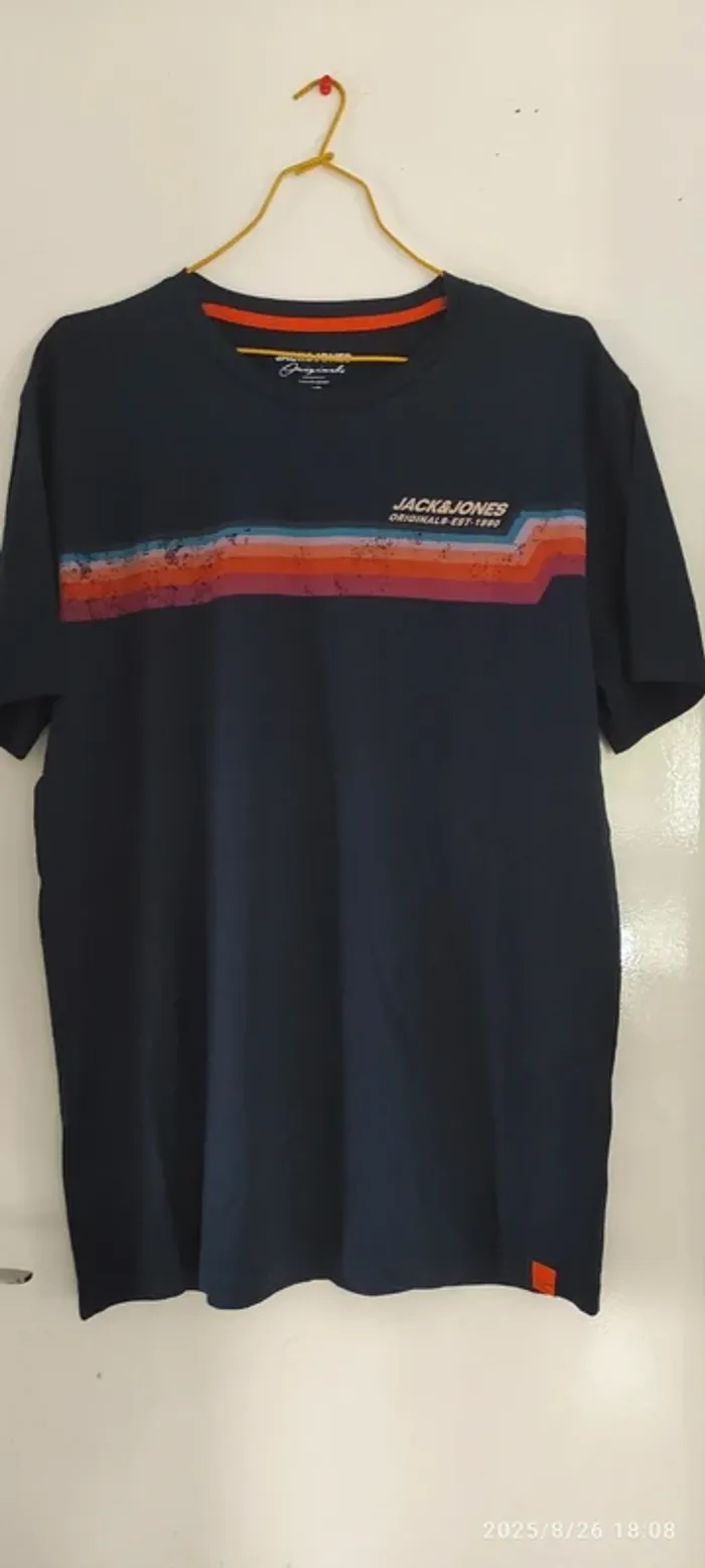 Tee-shirt - photo numéro 2