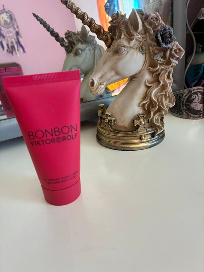 Lait parfumé corps Bonbon, 50 ml, Viktor&Rolf. - photo numéro 2