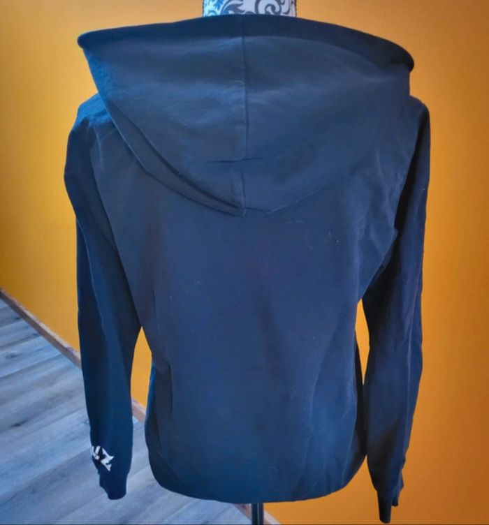 Pull enfant très bon état - photo numéro 2