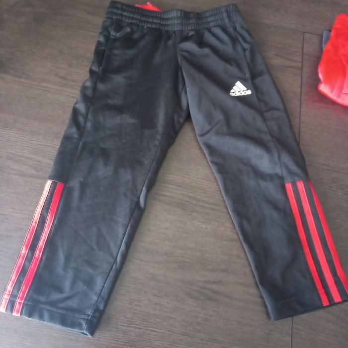 Training Adidas (3-4 ans) - photo numéro 7