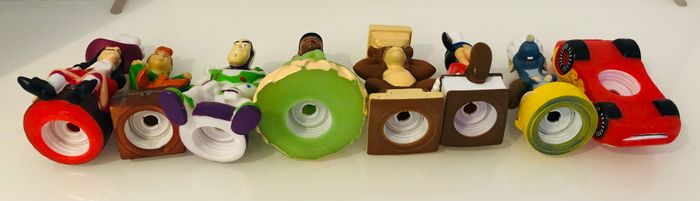 Disney Disneyland lot 8 bouchons pailles figurine straw bottle cap figure lot collection SOP77 - photo numéro 4
