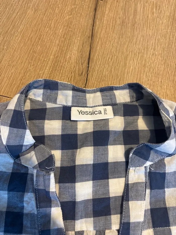 Blouse ou robe à carreaux - photo numéro 2