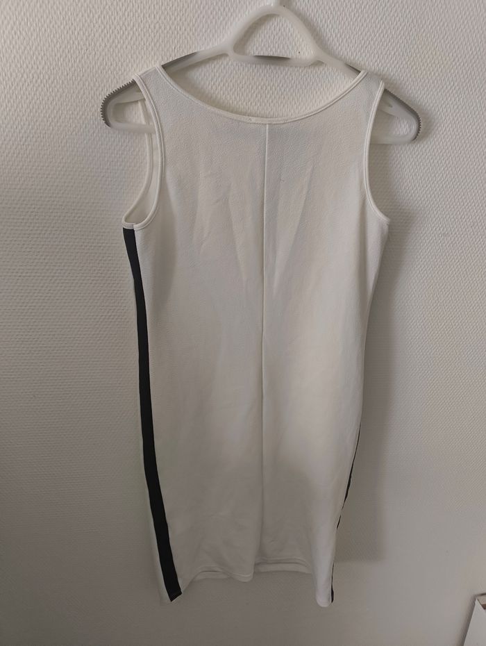 Robe femme taille 40 - photo numéro 2