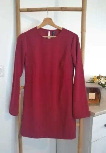 Robe violet bordeaux Mango
