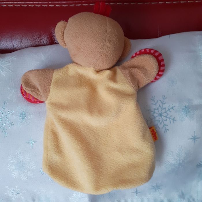 Haba: Doudou-marionnette "Petit Singe aux tambourins " - photo numéro 7