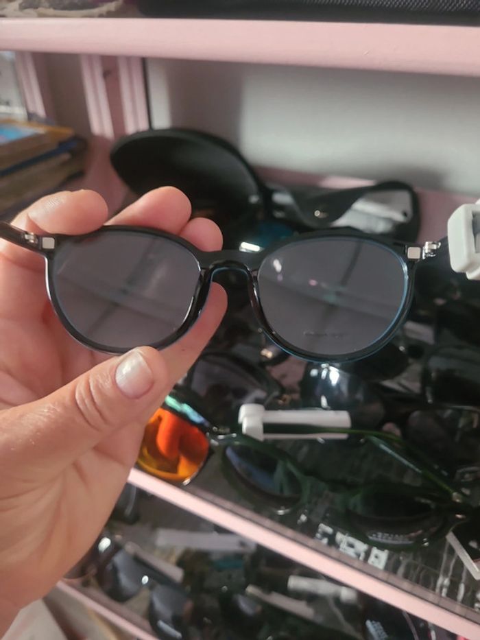 Lunette solaire - photo numéro 3