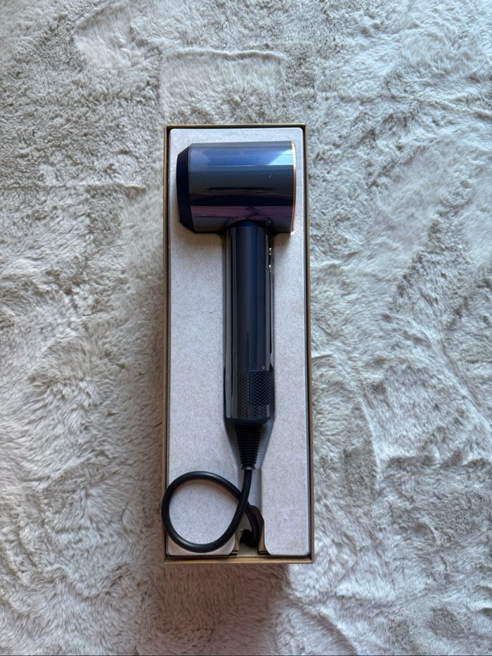 Sèche-cheveux Dyson Supersonic – État impeccable, complet - photo numéro 9
