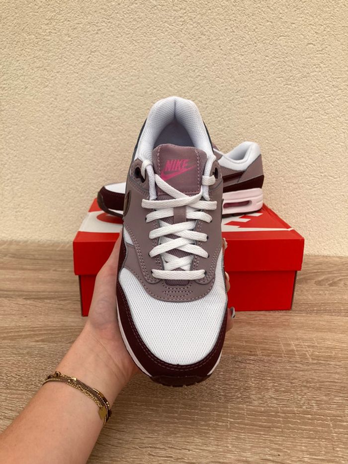 Baskets Basses Nike Air Max 1 Burgundy - Taille 37,5 - photo numéro 5
