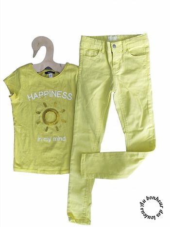 8 ans ensemble Teeshirt Okaïdi et pantalon skinny kiabi