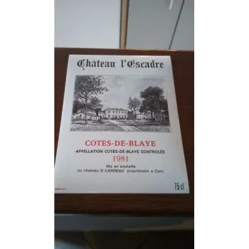 étiquette de Vin château l'escadre cote de Blaye 1981 neuve -