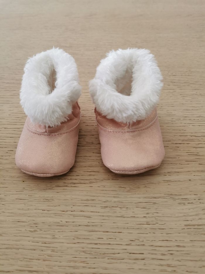 Chaussons fourrés fille neufs 18 - photo numéro 2
