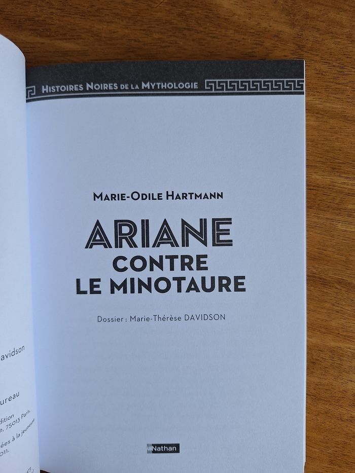Livre sur la mythologie " Ariane contre le minotaure " de Marie-Odile Hartmann - photo numéro 3