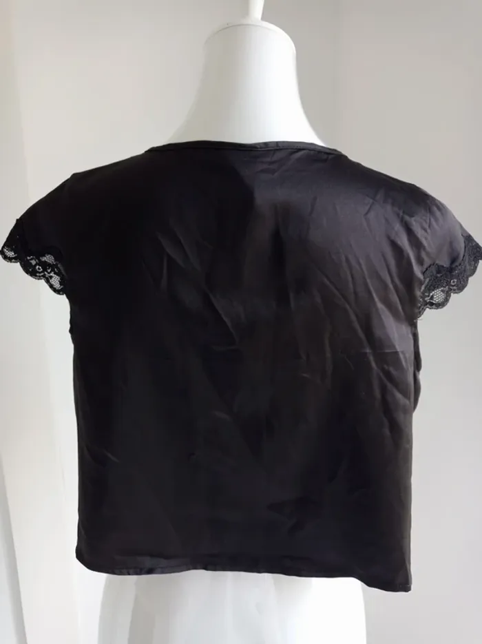 Haut nuit lingerie satiné noir dentelle sexy T.M H&M - photo numéro 4