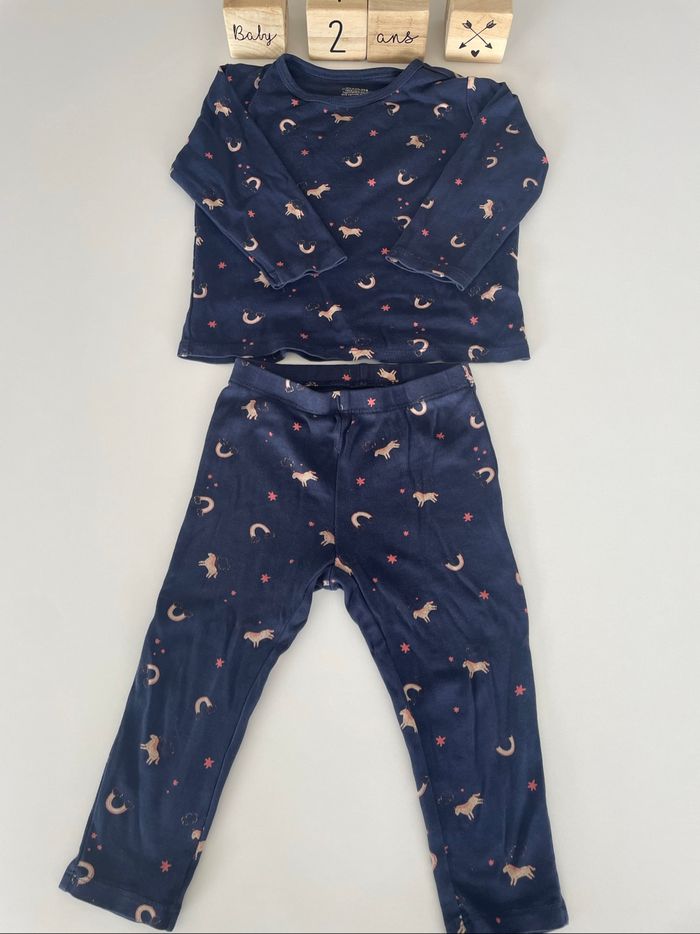 Pyjama 2 pièces licorne 24 mois