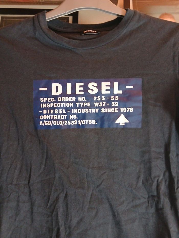T-shirt diesel 12 ans - photo numéro 2