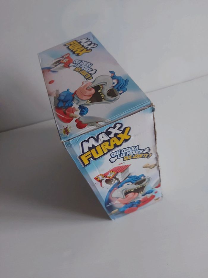 Jeu de société "Max furax" complet, pas abîmé et piles fournies - photo numéro 8