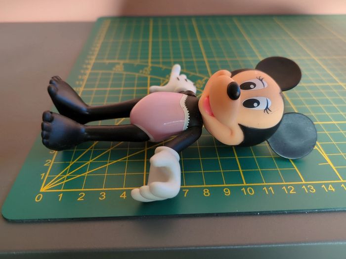 Figurine Disney Minnie - photo numéro 4