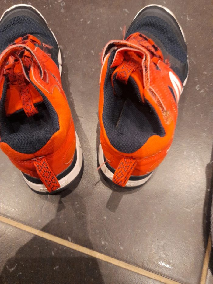 Lot chaussons et baskets pointure 32 - photo numéro 6