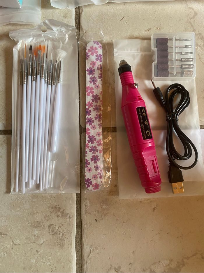 Kit à ongle complet - photo numéro 3