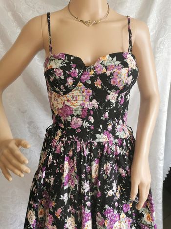 Robe. Noir Rose Taille 34. Ged London