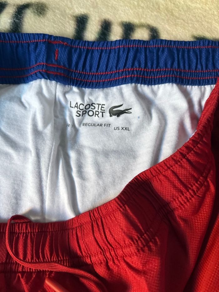 Lacoste - photo numéro 2