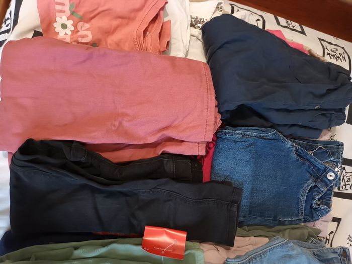 Lot vêtements 6 ans - photo numéro 2