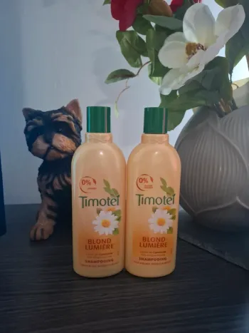 Lot de 2 Shampoings timotei blond lumière
